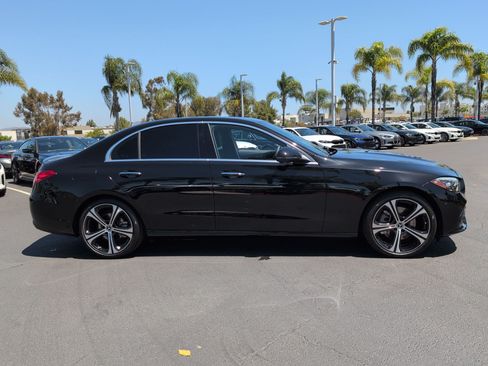 Used 2025 Mercedes-Benz C 300 Sedan image 11