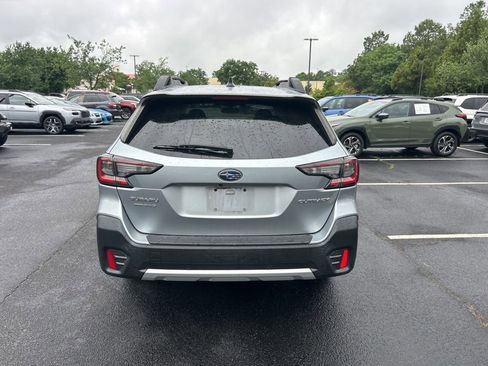 Used 2021 Subaru Outback Limited AWD/4WD image 5