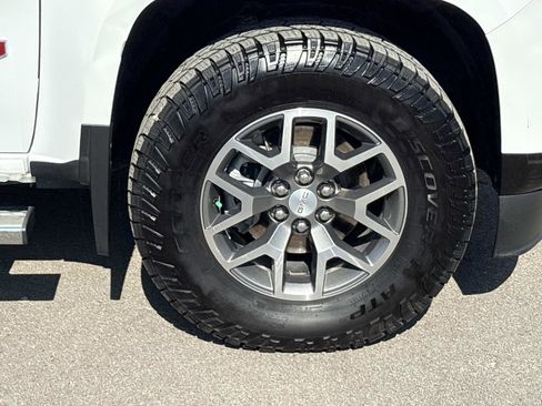 Certified 2022 GMC Canyon AT4 w/ Driver Alert Package image 11