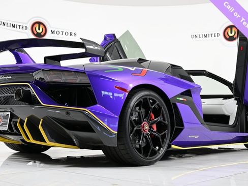 Used 2021 Lamborghini Aventador SVJ image 13