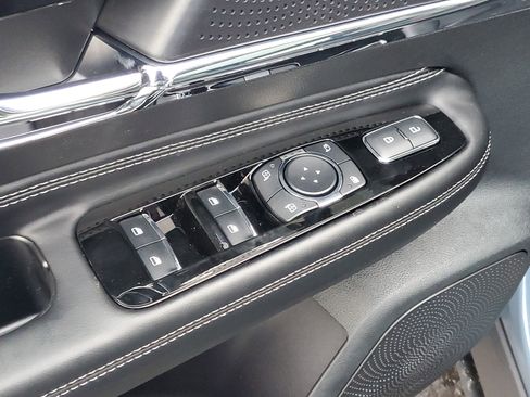 New 2026 Lincoln Corsair Premiere image 10