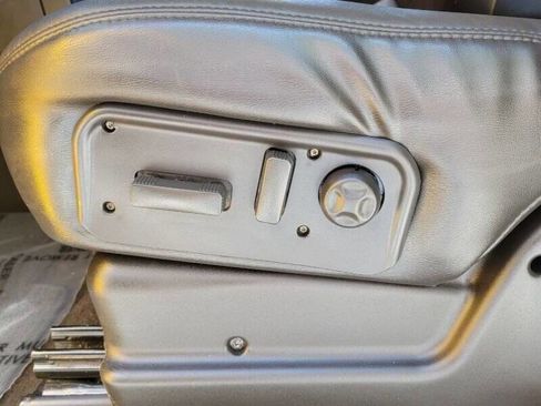 Used 2006 HUMMER H2 Base 4dr SUV 4WD image 5