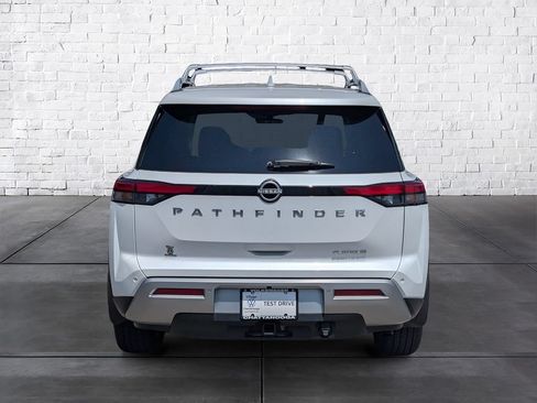 Used 2025 Nissan Pathfinder Platinum w/ Cargo Package FWD image 6