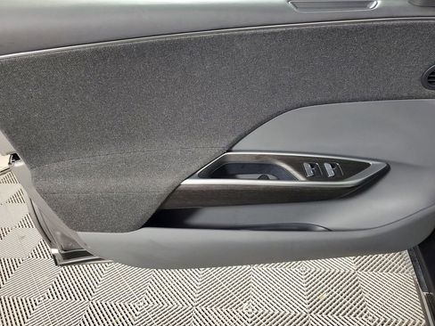 Used 2025 Lucid Air Pure RWD image 18