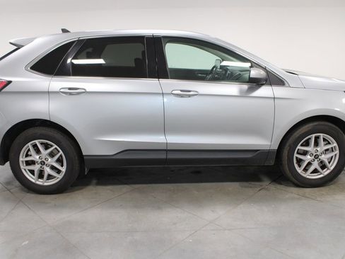 Used 2024 Ford Edge SEL AWD/4WD image 11