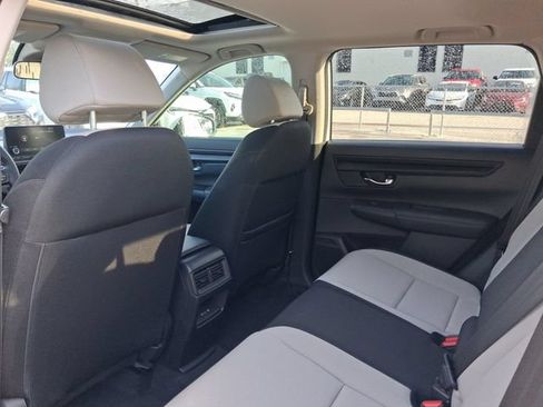 Used 2024 Honda CR-V EX image 5