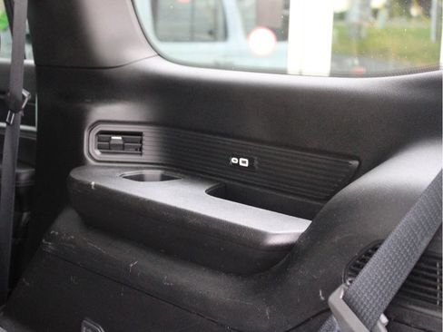 Used 2023 Jeep Wagoneer 4WD w/ Premium Group I image 34