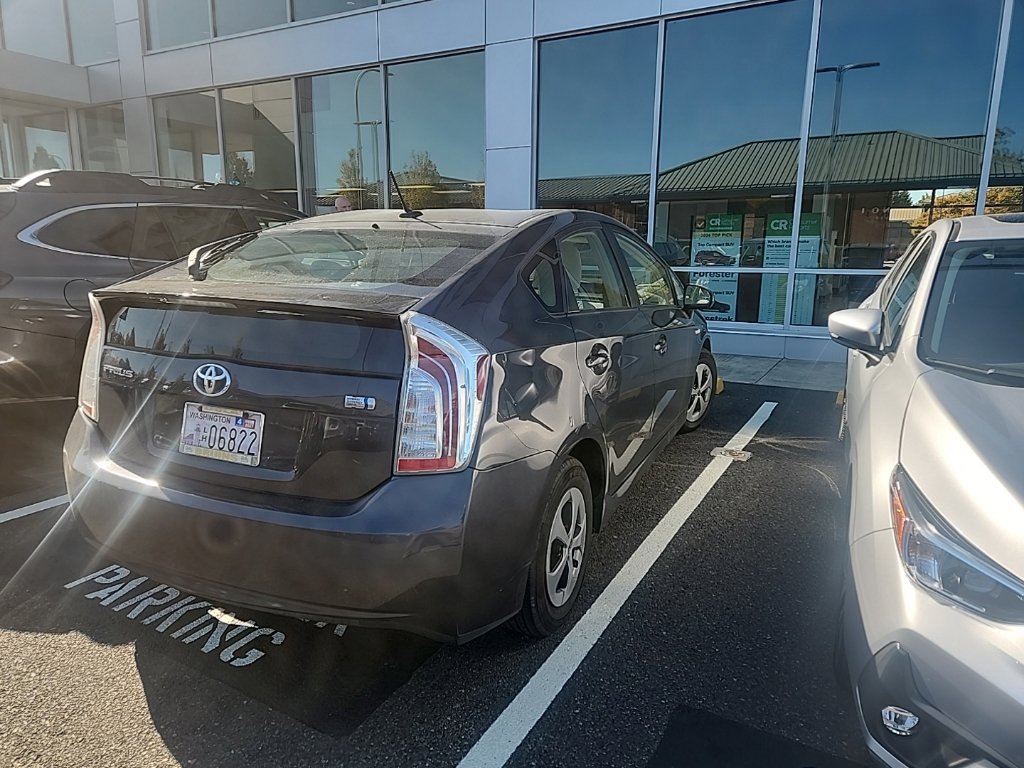 Used 2015 Toyota Prius Three FWD image 5