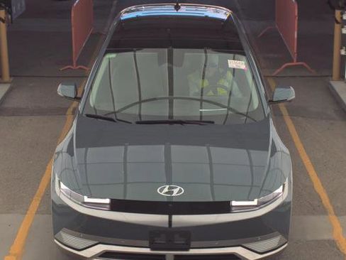 Used 2024 Hyundai Ioniq 5 Limited image 3