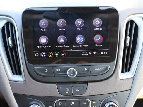 Used 2024 Chevrolet Malibu LT FWD image 26