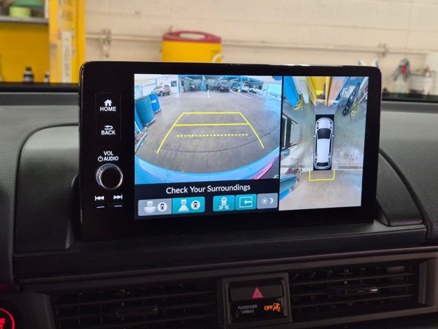 Used 2025 Honda Pilot TrailSport image 12