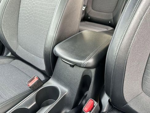 Used 2022 Kia Seltos Nightfall Edition image 22