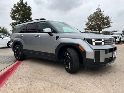 Used 2025 Hyundai Santa Fe SEL image 5