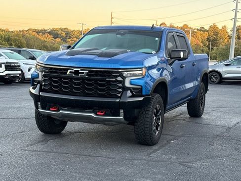 Used 2022 Chevrolet Silverado 1500 ZR2 image 13