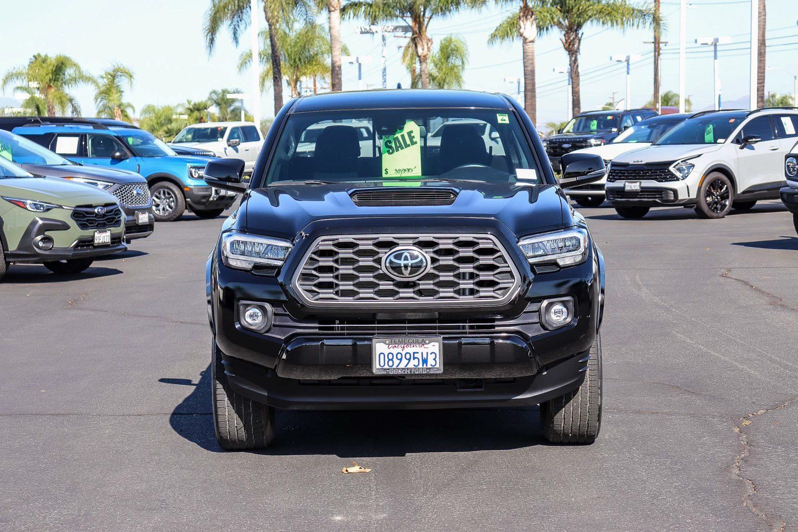 Used 2023 Toyota Tacoma TRD Sport w/ Black Out Package (TMS) AWD/4WD image 2
