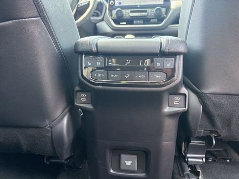 Used 2025 Toyota Grand Highlander AWD image 26