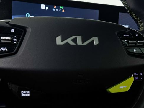 Certified 2023 Kia EV6 GT AWD/4WD image 12