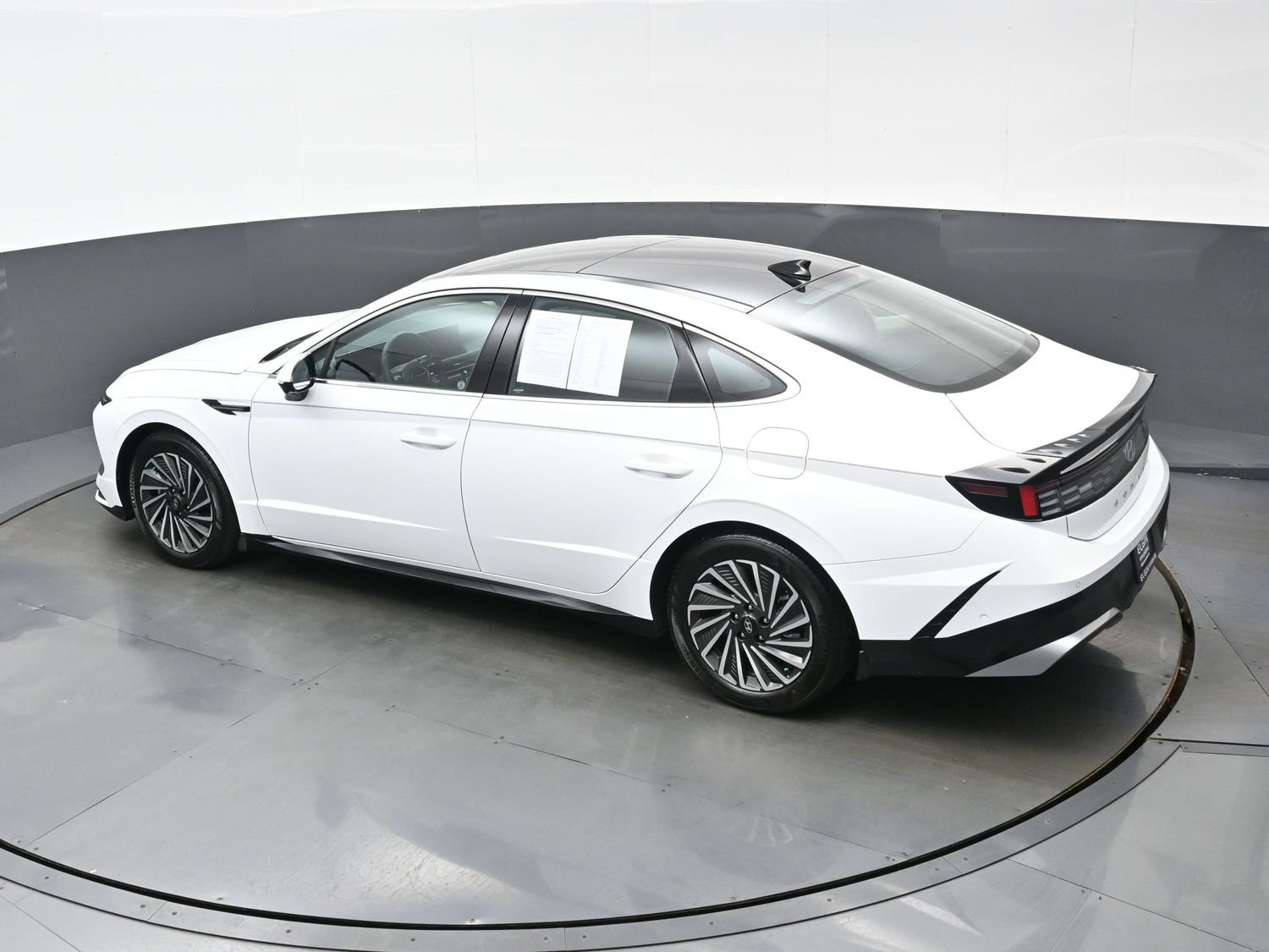 Certified 2026 Hyundai Sonata Limited FWD image 37