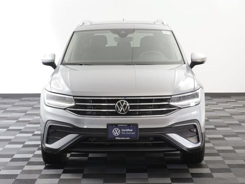 Used 2022 Volkswagen Tiguan SE AWD/4WD image 23