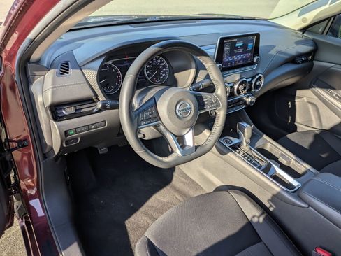 Used 2022 Nissan Sentra SV w/ All-Weather Package FWD image 14