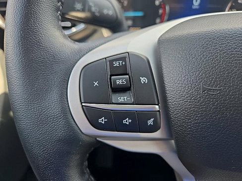 Certified 2023 Ford Explorer XLT w/ Equipment Group 202A AWD/4WD image 14