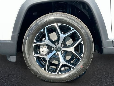 New 2026 Jeep Compass Limited image 19