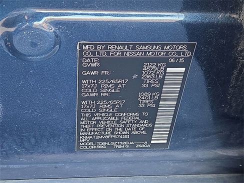 Used 2015 Nissan Rogue SV image 25