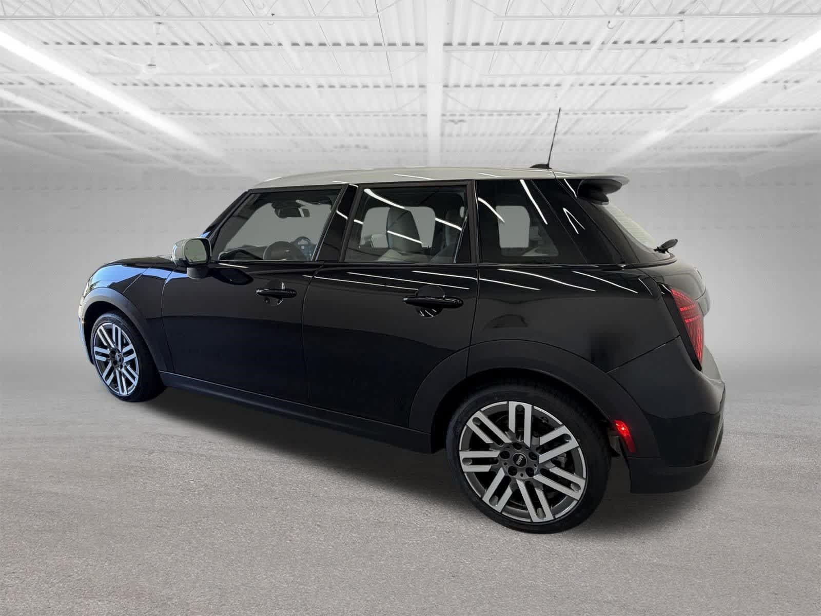 Used 2026 MINI Cooper S FWD image 3