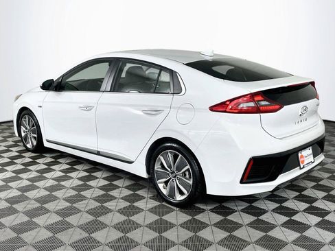 Used 2017 Hyundai Ioniq Limited FWD image 6