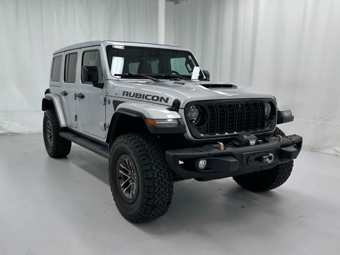 Used 2024 Jeep Wrangler Unlimited Rubicon 392 AWD/4WD image 2