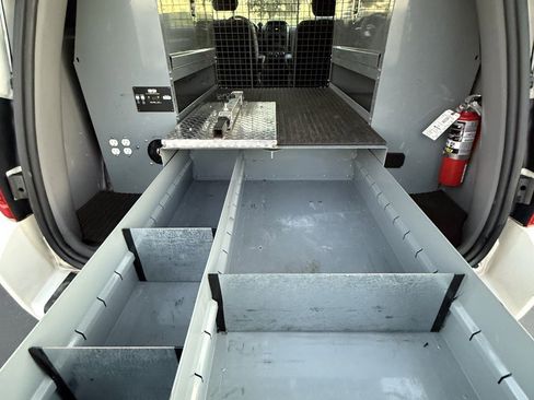 Used 2009 Dodge Grand Caravan image 2