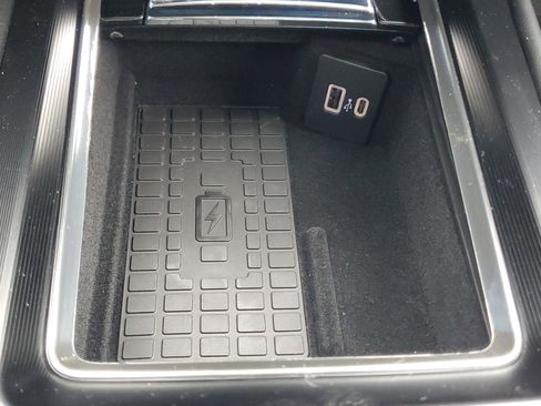 New 2026 Lincoln Corsair Premiere image 23