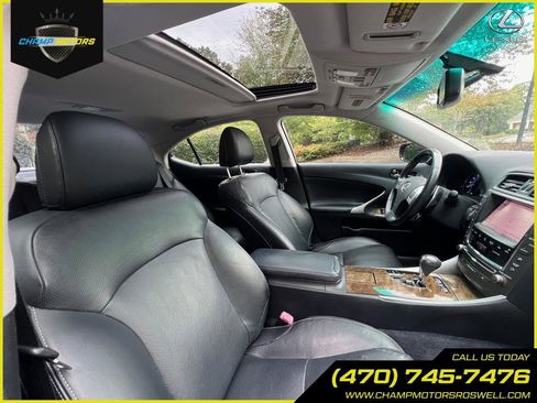 Used 2013 Lexus IS 250 image 32