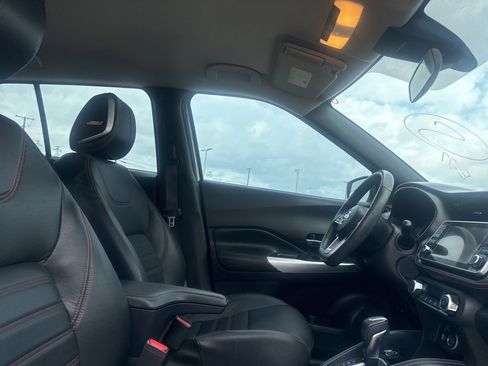 Certified 2020 Nissan Kicks SR w/ SR Premium Package image 20