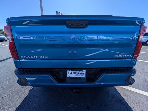 Used 2022 Chevrolet Silverado 1500 Custom image 12