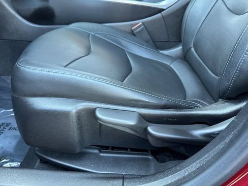 Used 2017 Chevrolet Volt Premier w/ Driver Confidence II Package image 14