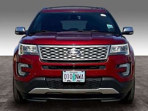Used 2017 Ford Explorer Platinum AWD/4WD image 5