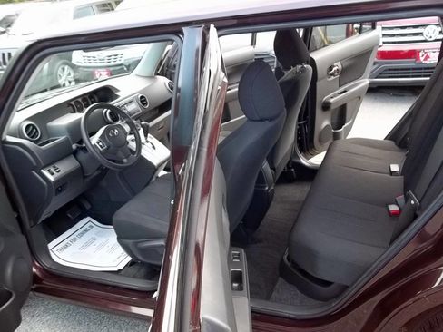 Used 2009 Scion xB Base 4dr Wagon 4A image 6