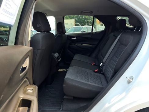 Used 2023 Chevrolet Equinox LT w/ LPO, Floor Liner Package image 31