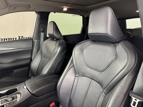 Used 2023 INFINITI QX60 Luxe AWD/4WD image 10