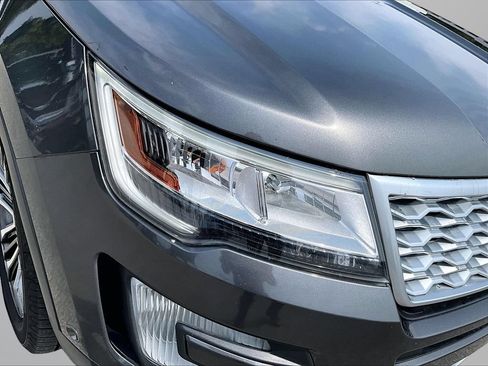 Used 2017 Ford Explorer Platinum AWD/4WD image 31