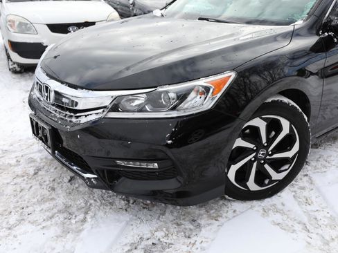 Used 2016 Honda Accord EX-L image 2