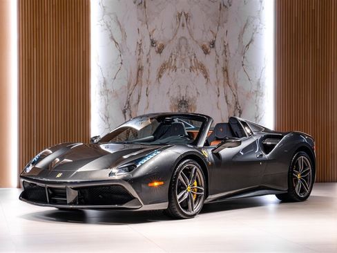 Used 2018 Ferrari 488 Spider RWD image 1