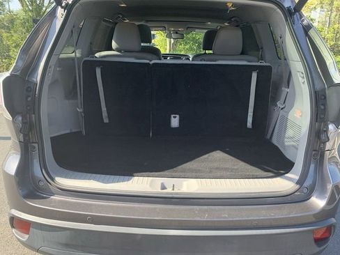Certified 2016 Toyota Highlander Limited image 33
