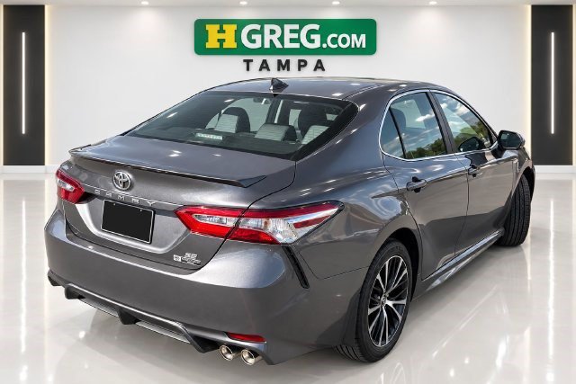 Used 2020 Toyota Camry SE FWD image 7