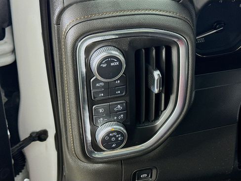 Used 2021 GMC Sierra 2500 AT4 w/ Snow Plow Prep/Camper Package AWD/4WD image 13