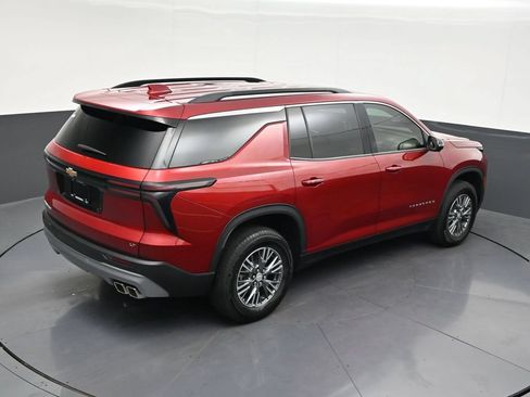 Used 2024 Chevrolet Traverse LT FWD image 21
