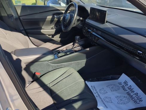 Used 2024 Honda Accord Sport image 31