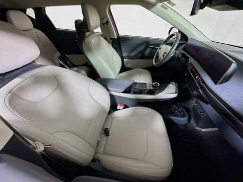 Used 2024 Kia EV6 Wind image 27