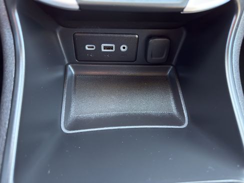 Used 2024 GMC Terrain SLE image 20